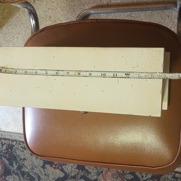 NWT Lucy Hatch Strawberry Storage Cabinet for Table or Wall, 3 Drawers - Picture 11 of 12